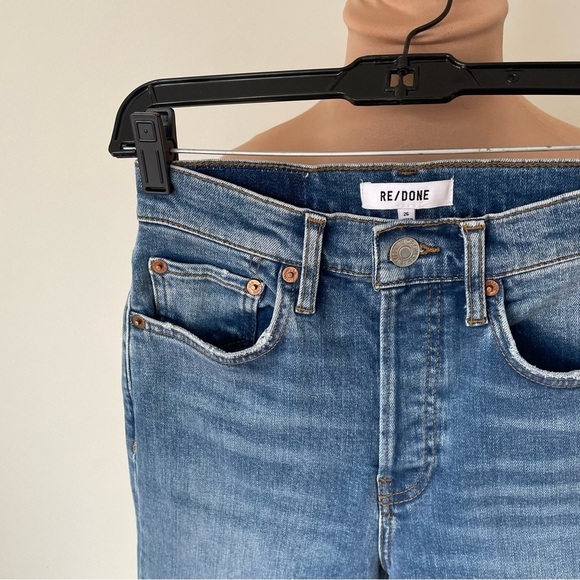 RE/DONE Classic Faded Blue Slim Leg 70s High-Rise Stove Pipe Jeans NWT Size 26 - Picture 8 of 12